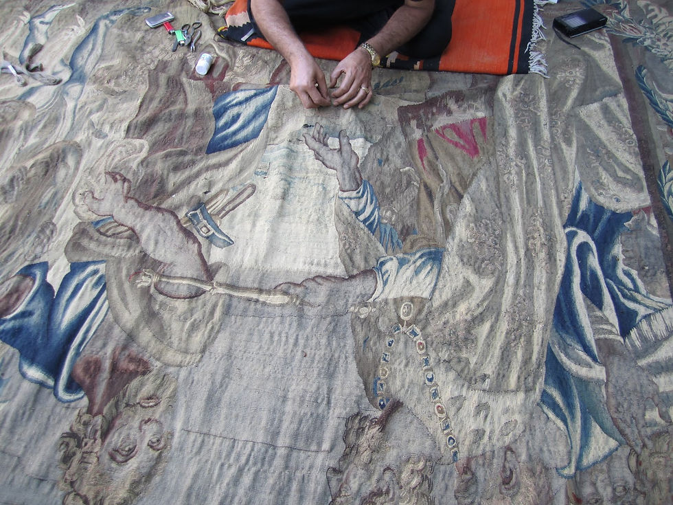 Réparation de franges de tapis : comment ça fonctionne et quand la confier à un professionnel