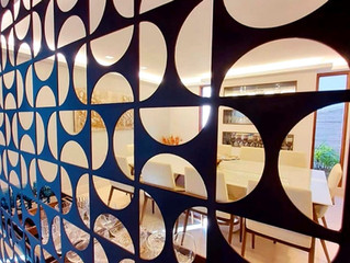 Metais na decoração conferem sofisticação ao ambiente