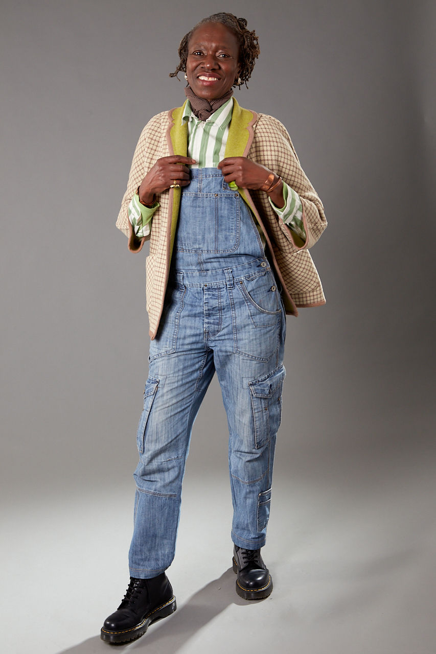 Thumbnail: EKA DAVIES