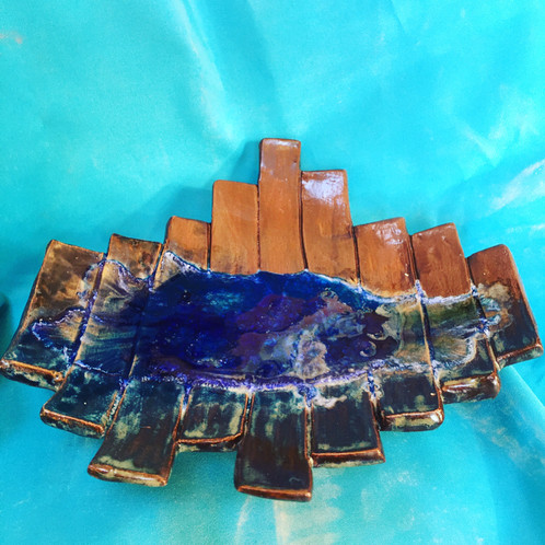 Ceramic slab bowl ‘Breakwater’ 25cm approx Hayley Rowlands
Price: £30.