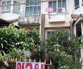 Townhome for sell Fah Luang Village
3 bedrooms 2 bathrooms