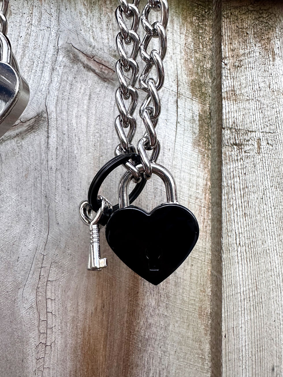 Thumbnail: LOVERS LOCK CHAIN NECKLACE