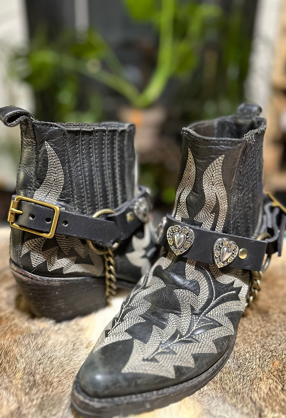 Thumbnail: TWO TONE HEART BOOT STRAPS