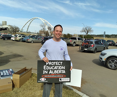 Curriculum lawn sign Apr 17 2021.jpg