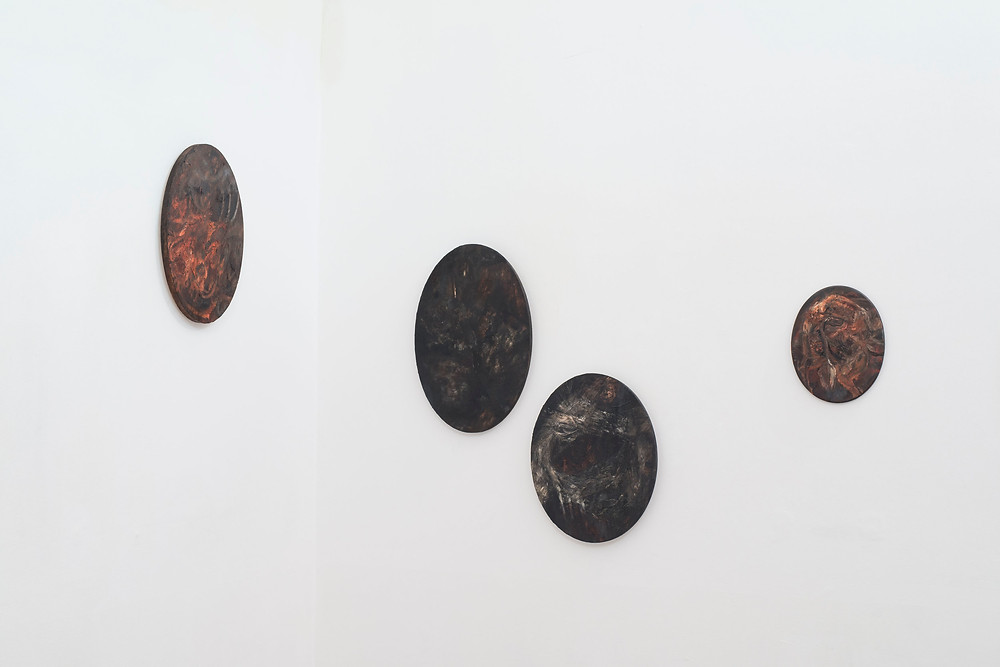 Installation view of Jinn Bronwen Lee’s paintings from Moto Ondoso Stabile (Stable Wave Motion), z20, 2017, Rome.