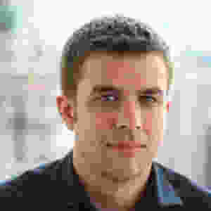 PGLCdXrf_400x400