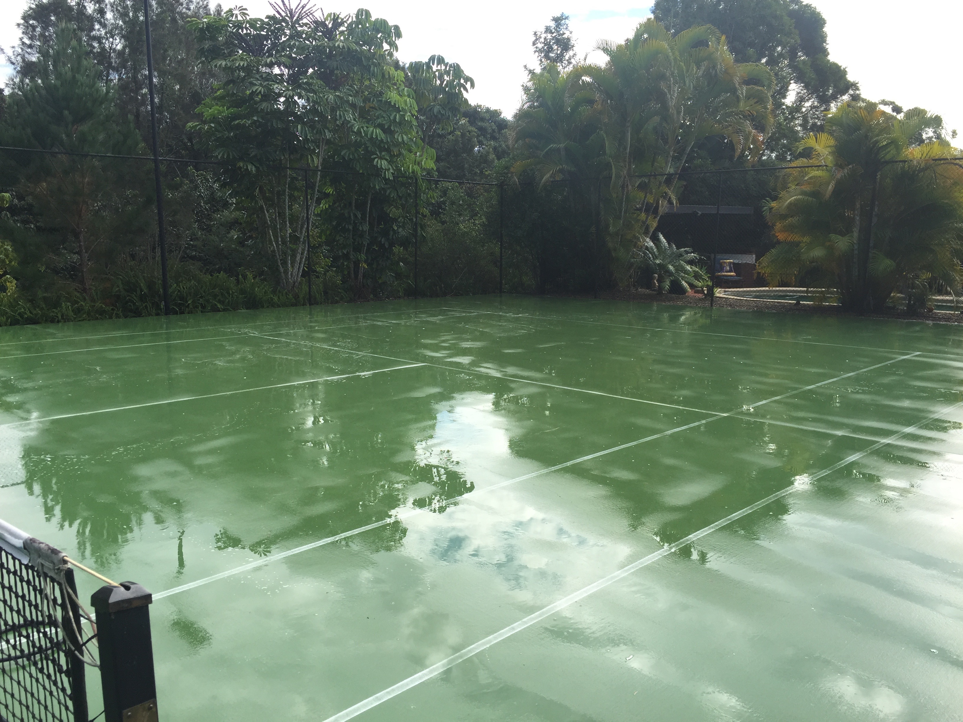 Tennis Court High Pressure Cleaning Gold Coast Thomo's