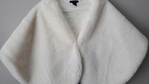 Item # 255,    VINTAGE FAUX FUR           WRAP BY "CHRISTIAN SIRIANO"