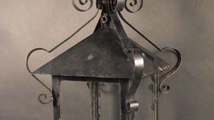 Item #123, ANTIQUE METAL  CARRIAGE GAS LIGHT