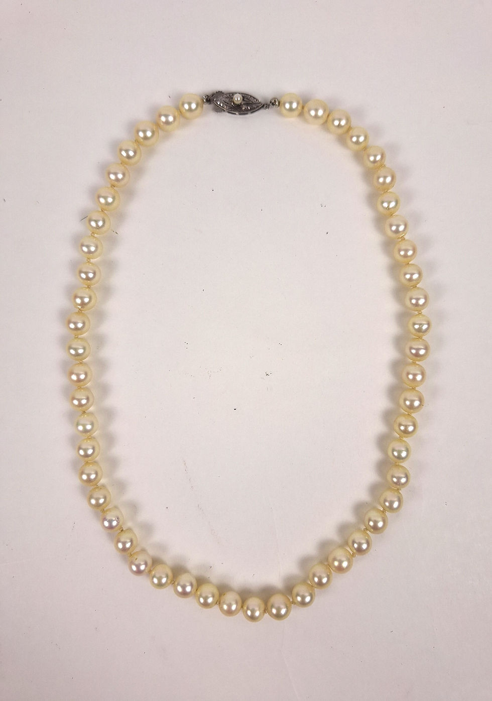 # 381, GENUINE PEARL CHOKER NECKLACE: