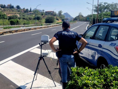 Eccessi di velocità: scattano i controlli