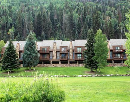 Cascade Village Front Close Up.jpeg