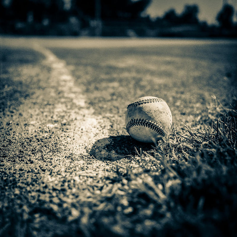 baseball.jpg