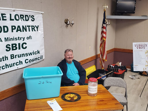 Calabash Turkey Trot Brings SBIC Donations