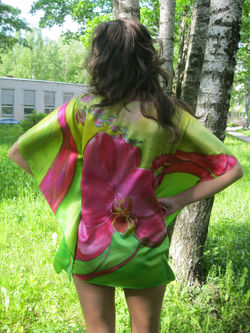 Ekskluzīvi tērpi ar gleznojumu