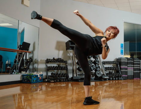 Mossa Headshot 2022 12 copy.jpg