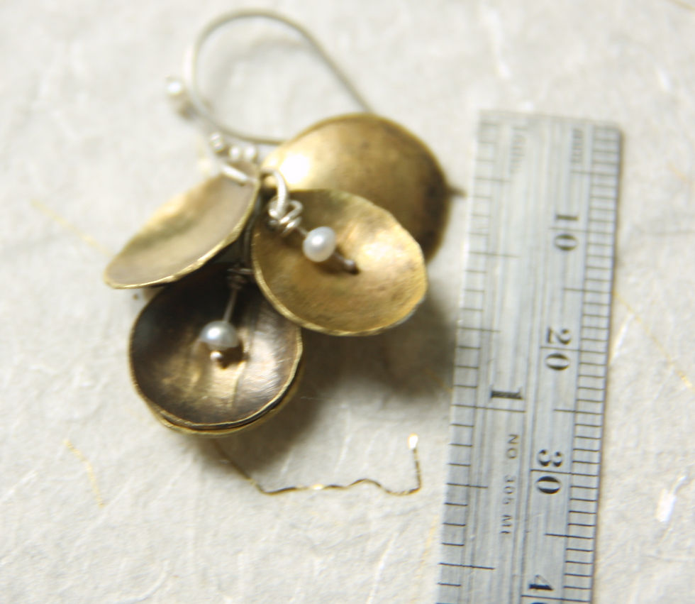 Thumbnail: Petals and Pearls