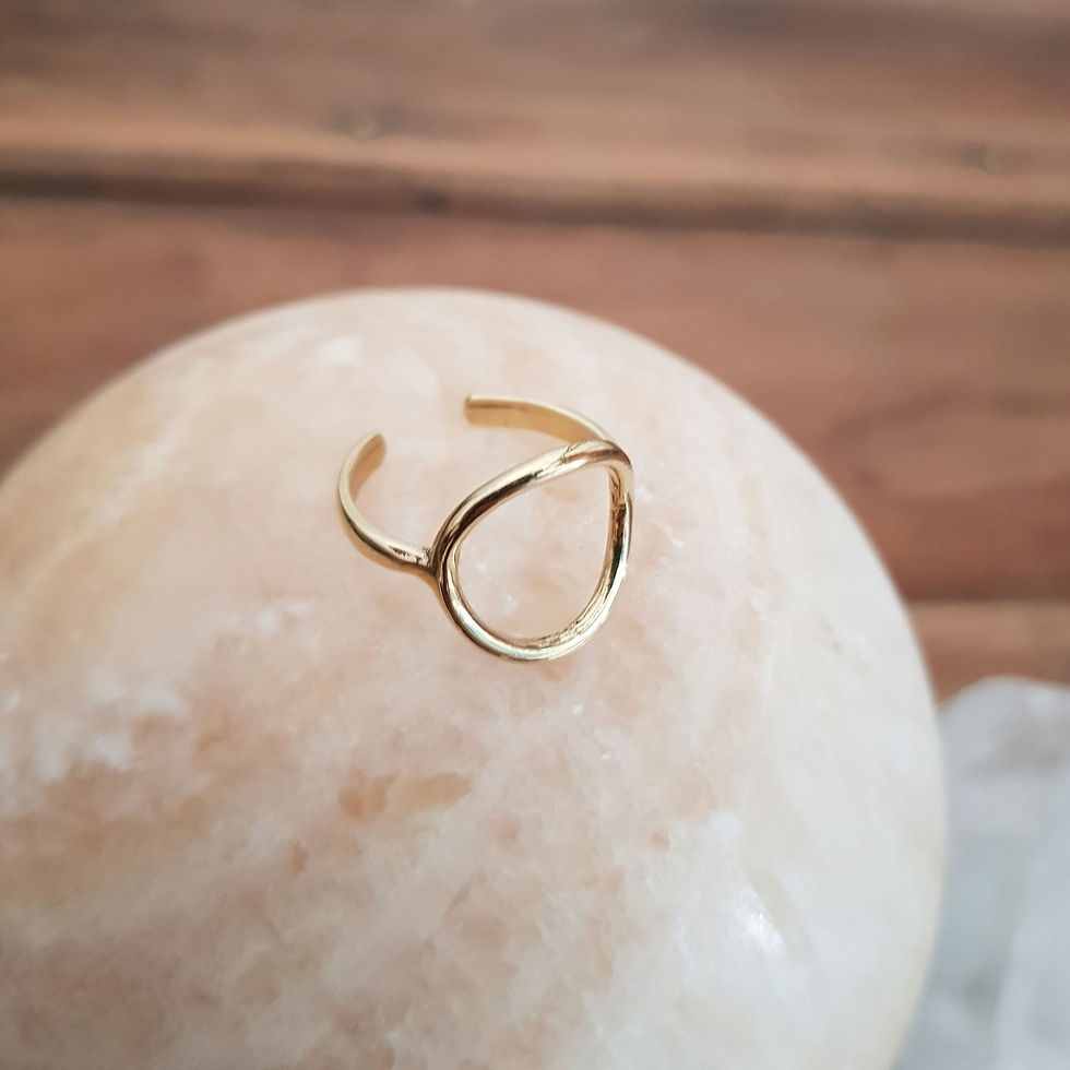 Bague cercle fermé en laiton brut ajustable