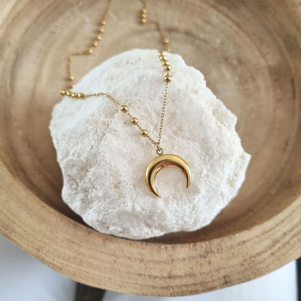 Collier Lune en acier inoxydable doré fait-main