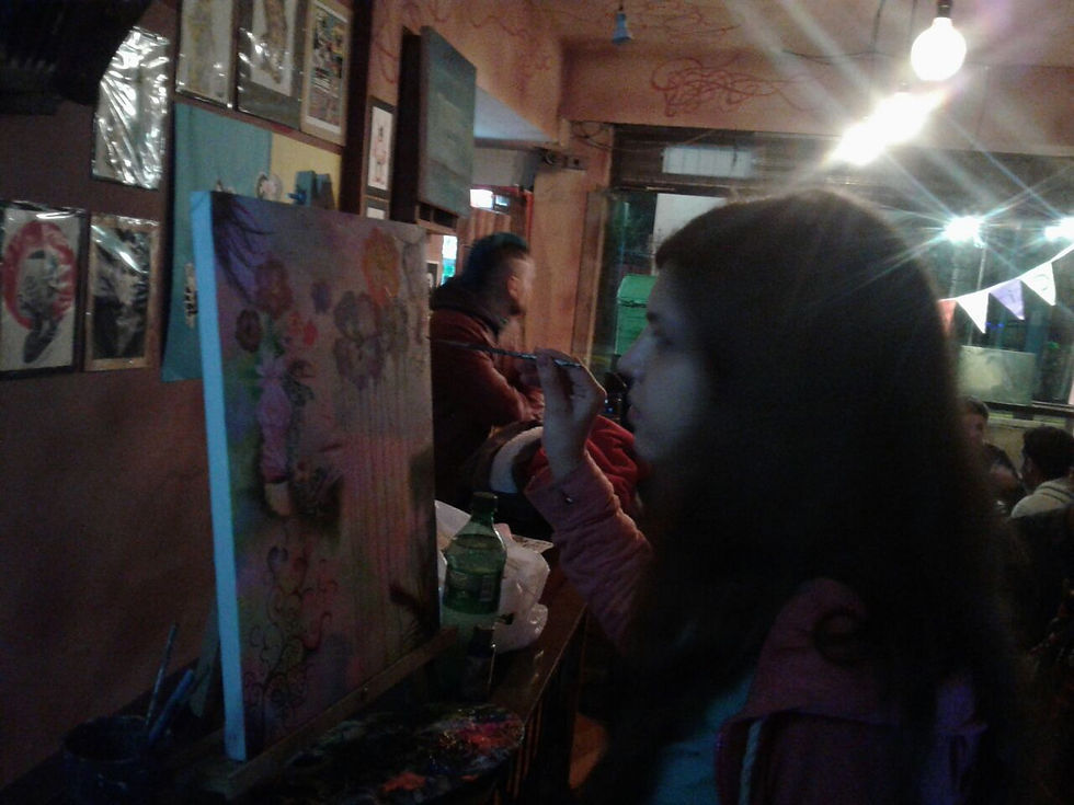 Arte en vivo en "Comida Chatarra"