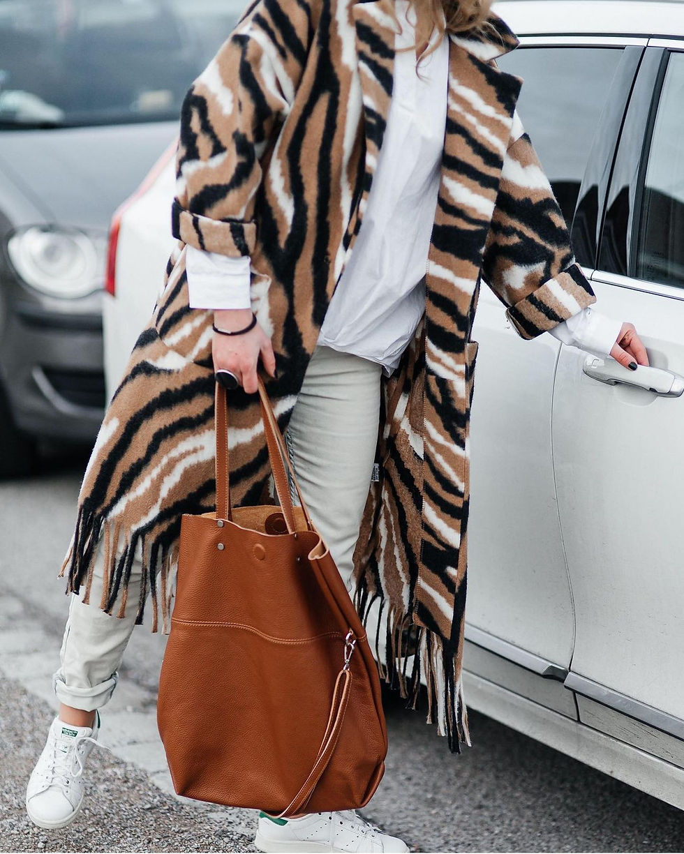 Thumbnail: PATRICIA Shopper Handtasche Ledertasche Henckeltasche schlicht Bag Funnybag robu