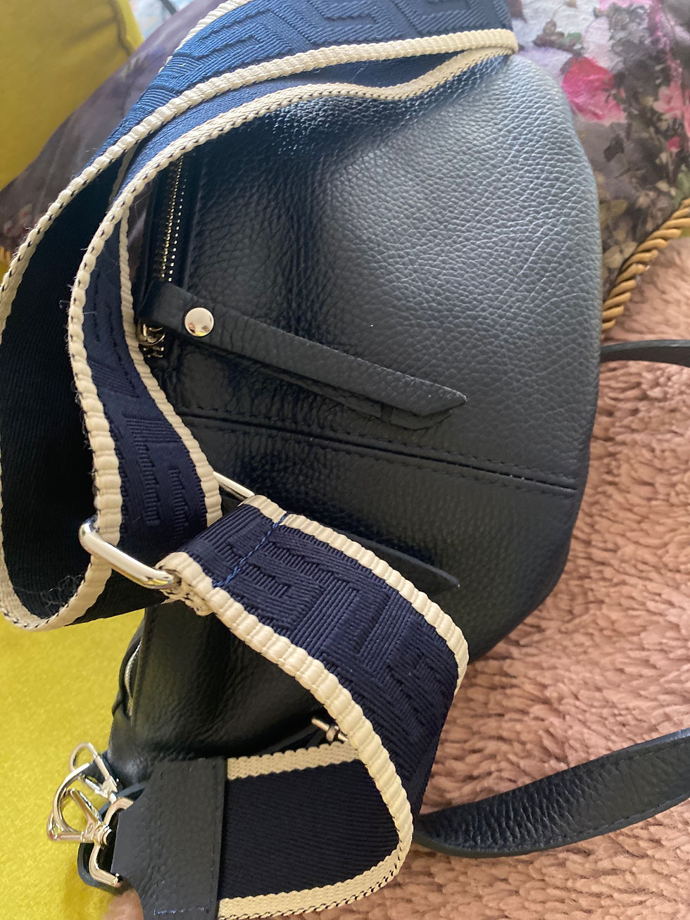 Thumbnail: IDA XL inklusive 2 Gürtel Umhängetasche Tasche Ledertasche Großbody Großbodybag