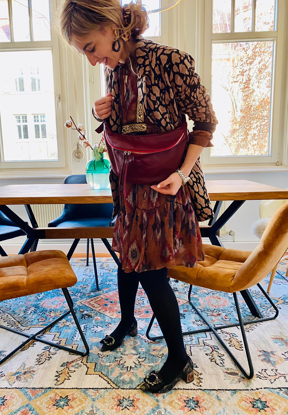 Thumbnail: IDA L Slingtasche Umhängetasche Tasche Ledertasche