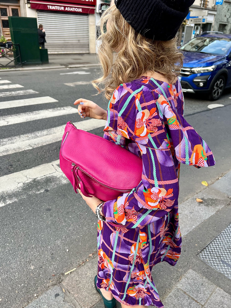 Thumbnail: IDA L Umhängetasche Tasche Ledertasche Slingbag Bag Großbodybag wechseln Gurt