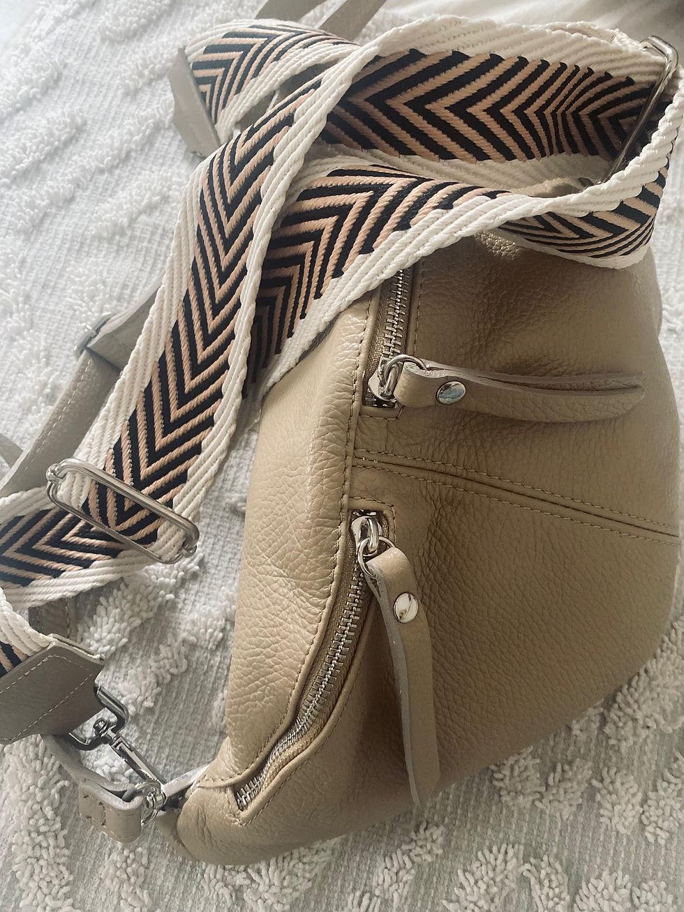 Thumbnail: IDA XL inklusive 2 Gürtel Umhängetasche Tasche Ledertasche Großbody Großbodybag