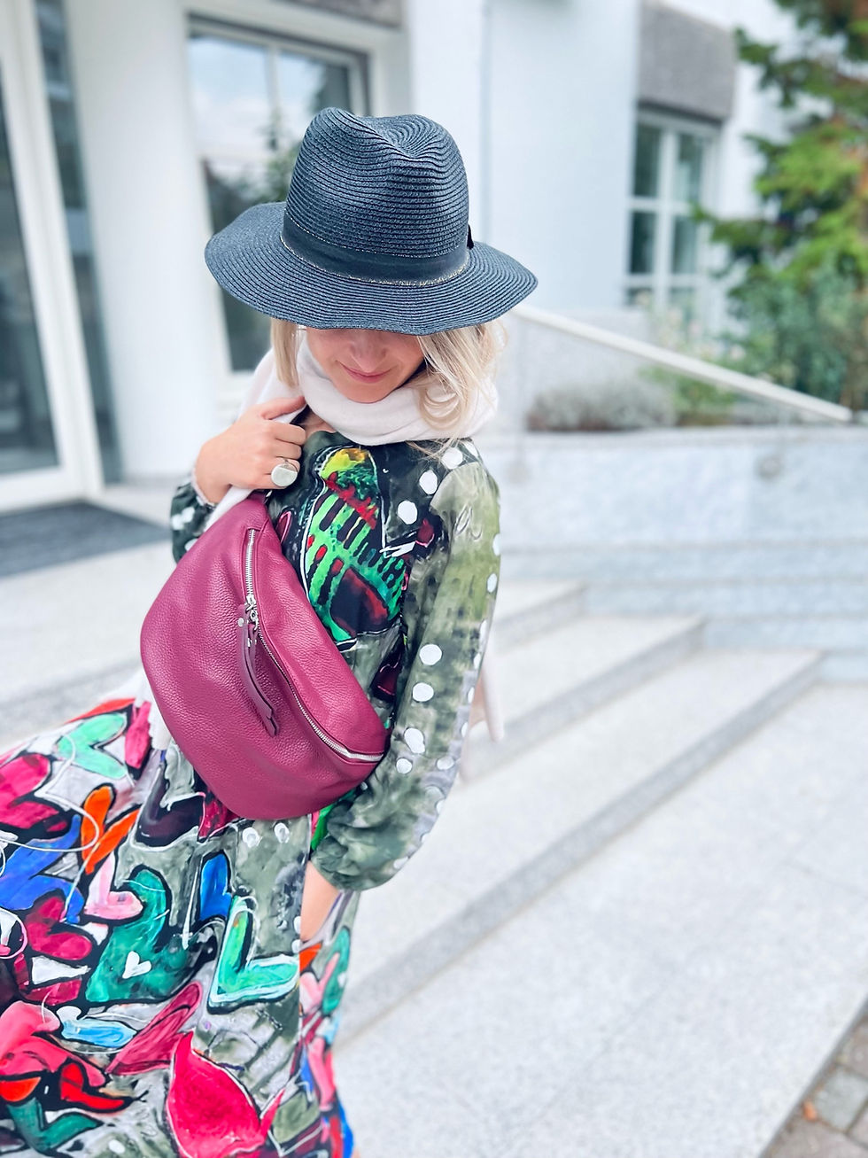 Thumbnail: IDA L Umhängetasche Tasche Ledertasche Slingbag Bag Großbodybag wechseln Gurt