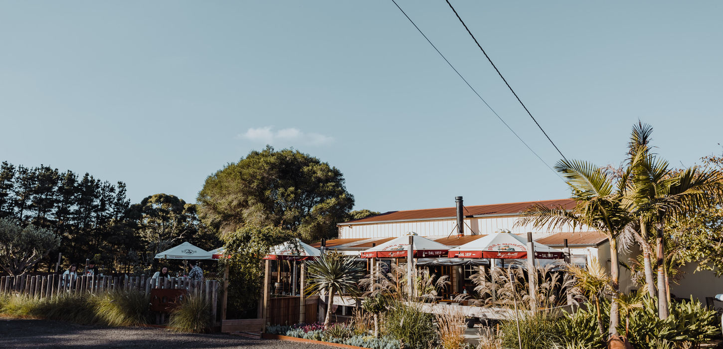 External view of Mona's 