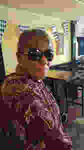 Eileen Burrell styling & profiling in Hollywood shades