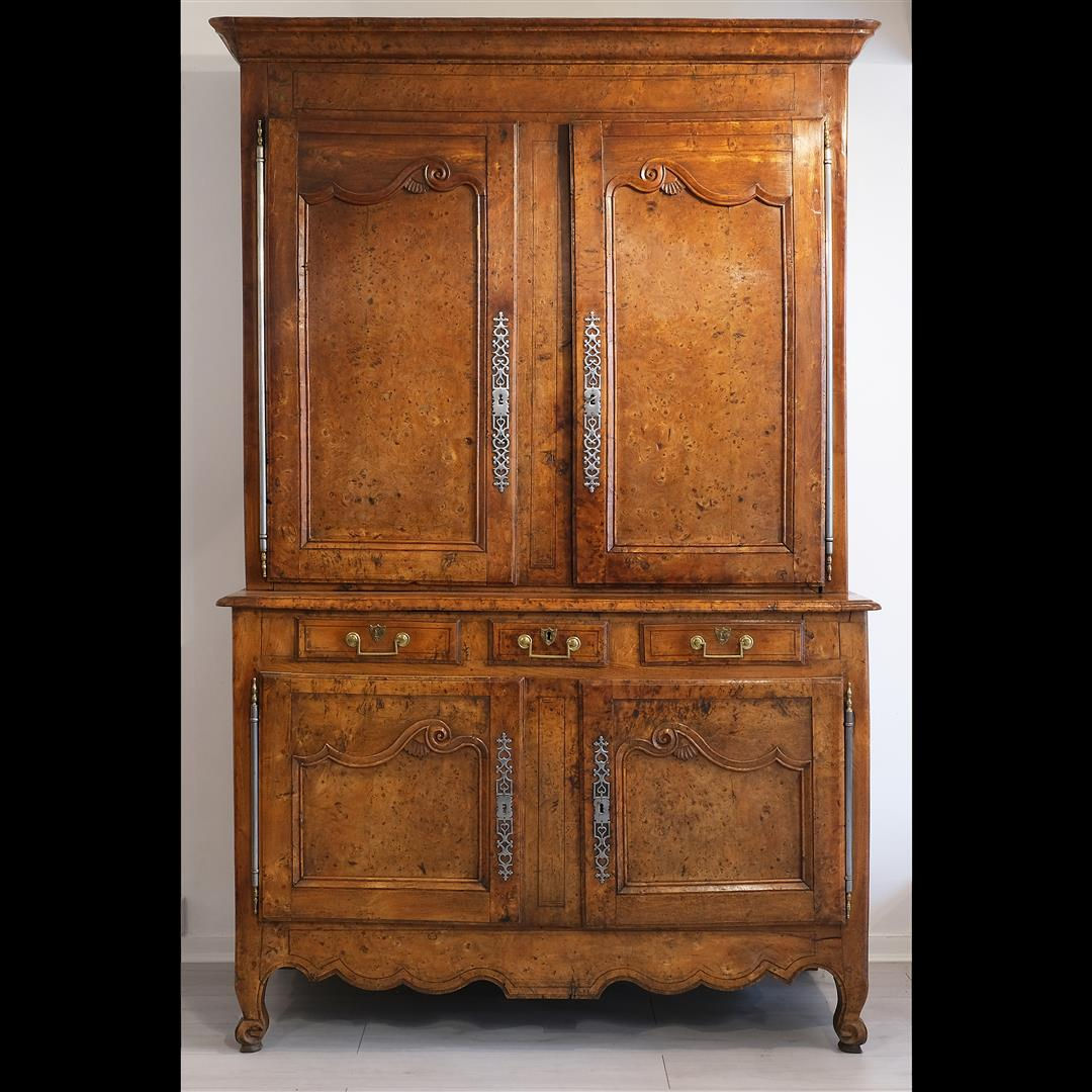 18th Century Elm and Ash Deux Corps