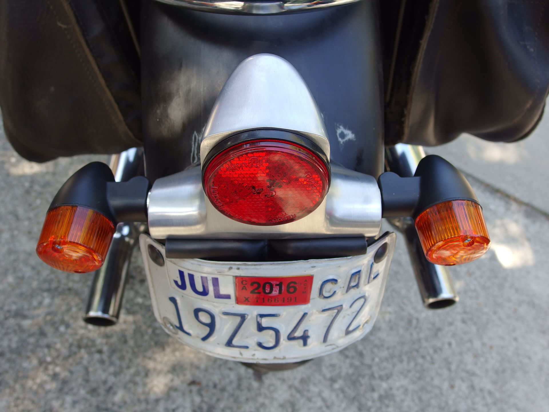 Bonneville Thruxton Scrambler 900 custom Tail light satin brushed finish black signals