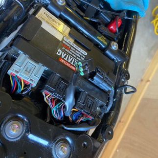 Triumph Thruxton RS Maund Speed FEK Installation