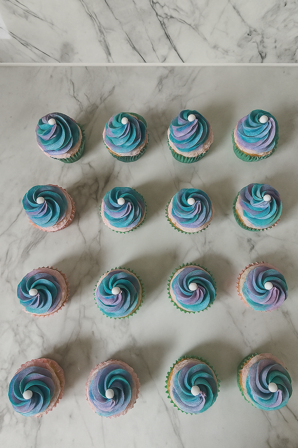 Thumbnail: Cupcake Boxes 12/24 Pack