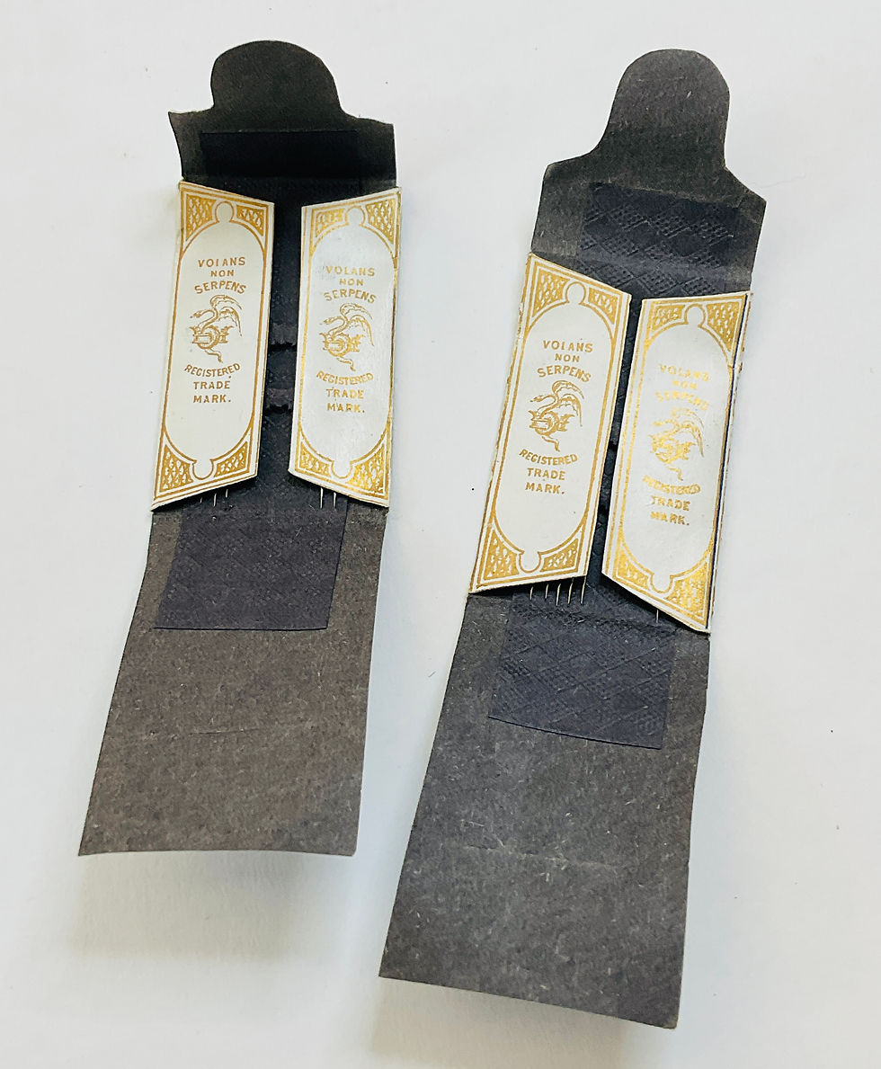 Thumbnail: Sewing Etui Set