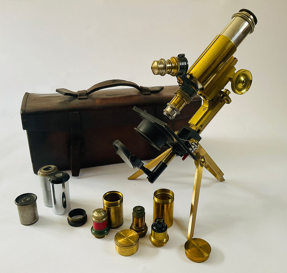 Thumbnail: Microscope