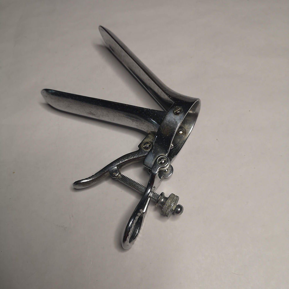 Thumbnail: Medical vaginal scope open
