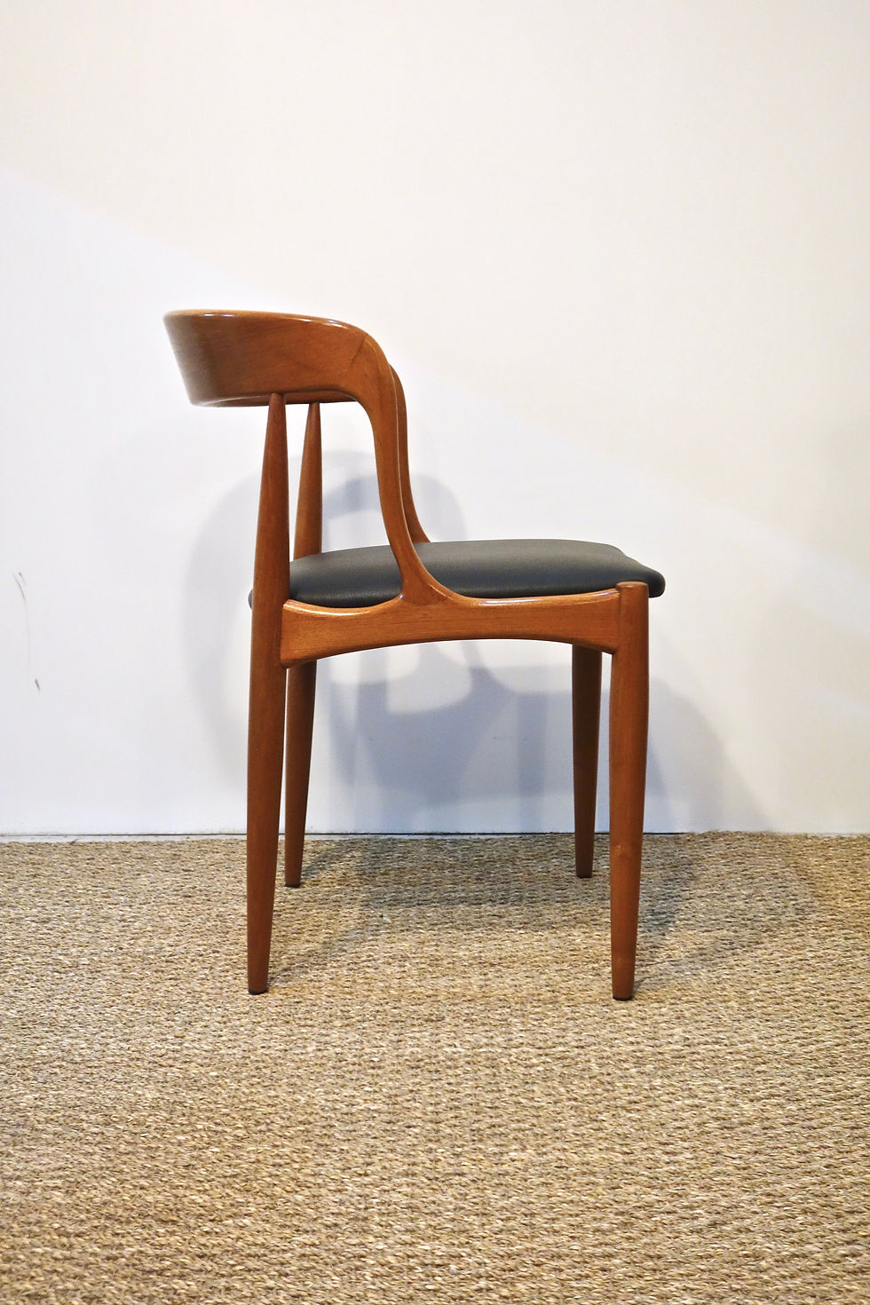 Miniature : Série de 4 chaises de Johannes Andersen pour Uldum Møbelfabrik