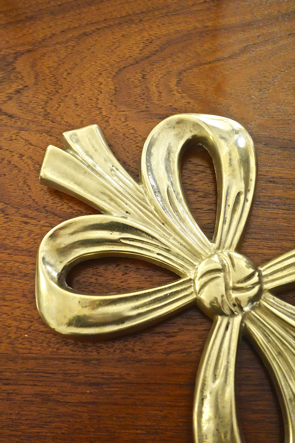 Miniature : Dessous de plat noeud en laiton par Lancel, France 1960's
