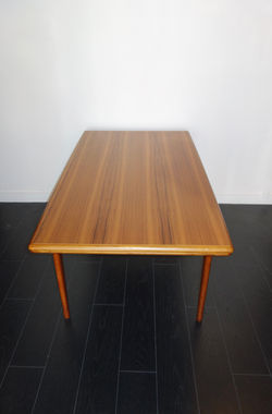 Table à manger vintage en teck par Meubles TV Tricoire & Vecchione année 60