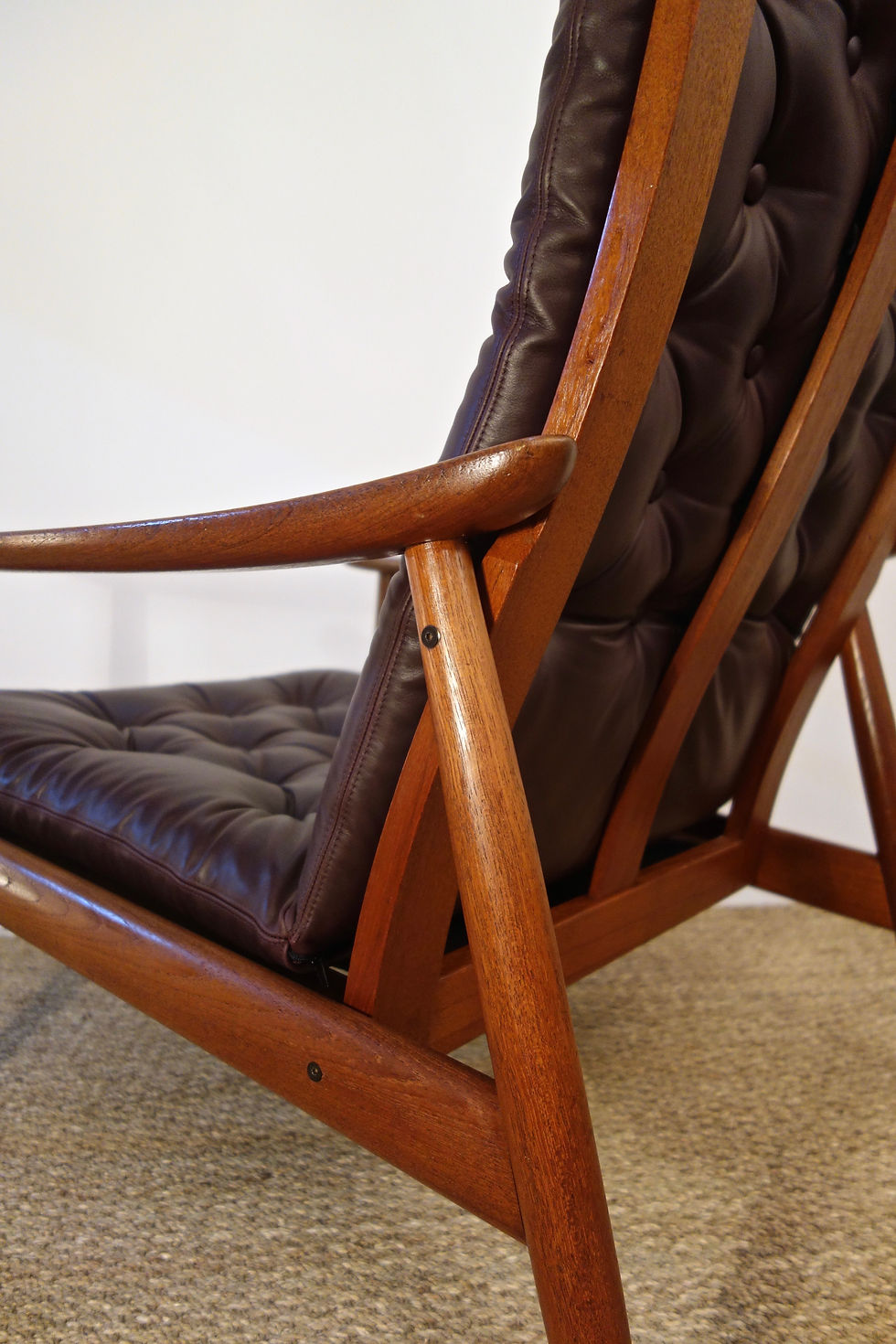 Miniature : Fauteuil scandinave en cuir d'Edvard Valentinsen pour Fraska