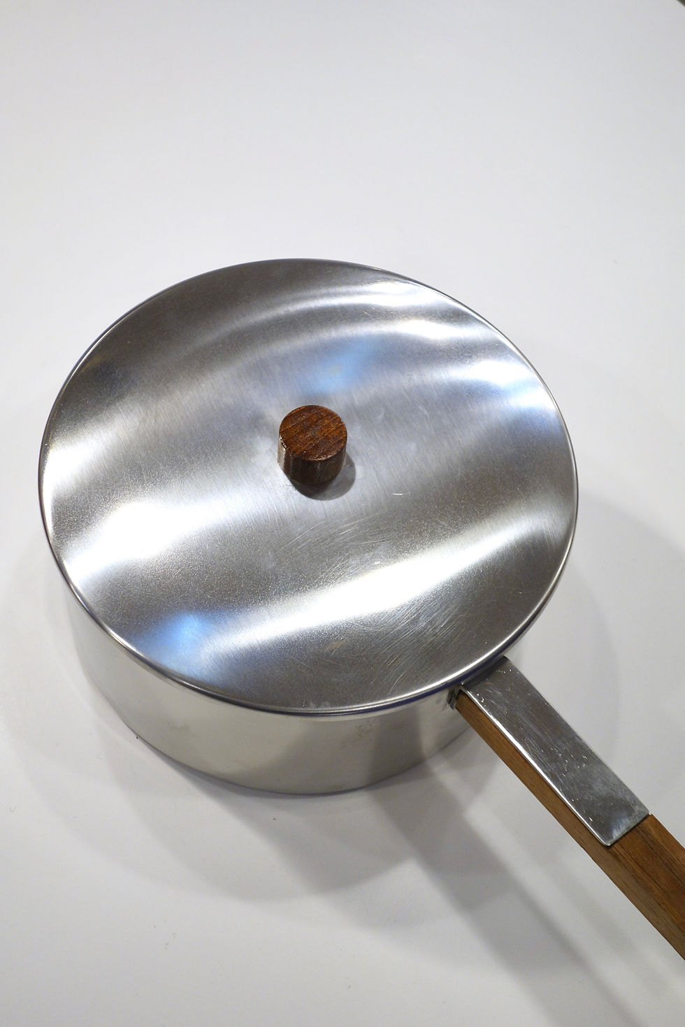 Miniature : Service à fondue scandinave par Peter Holmblad & Arne Jacobsen pour Stelton