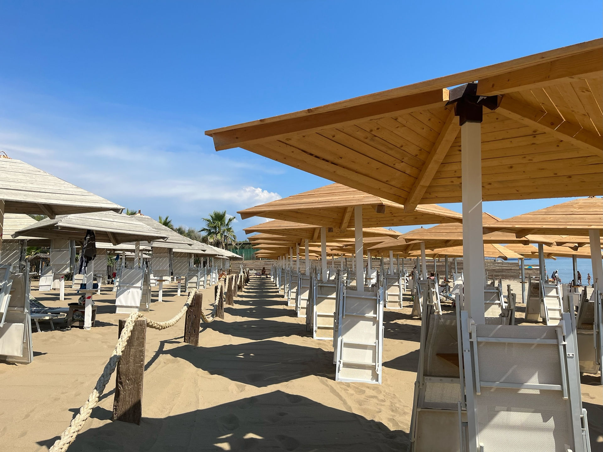 sicily_best_day_trips_from_catania_beach_clubs_lido