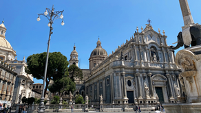 Catania-piazza-duomo-cathedral-of-saint-agatha