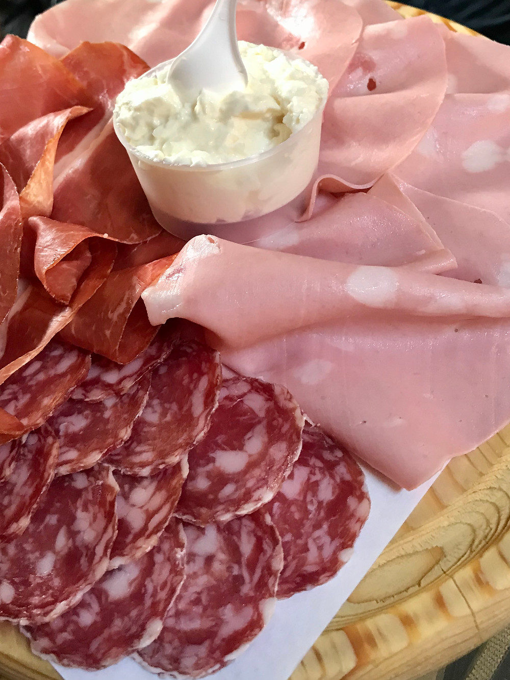 bologna-food-mortadella