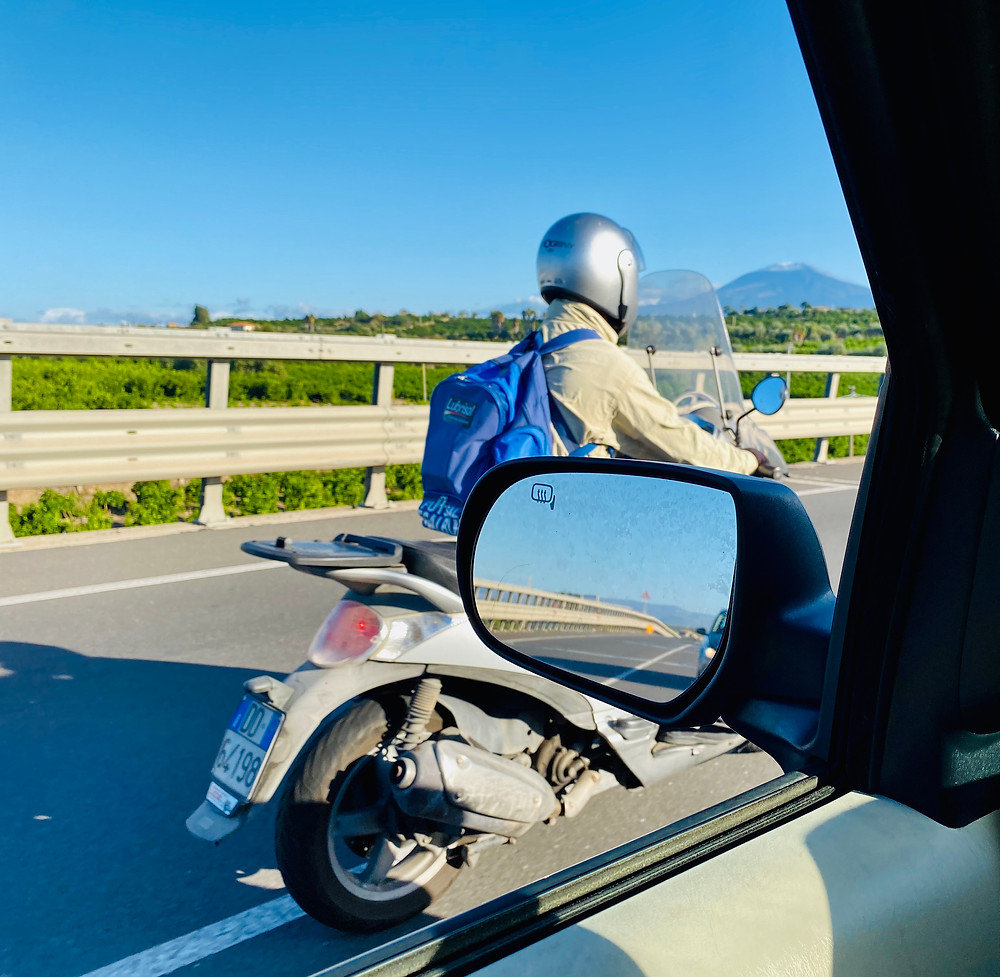 sicily-driving-mopeds-motorcycles