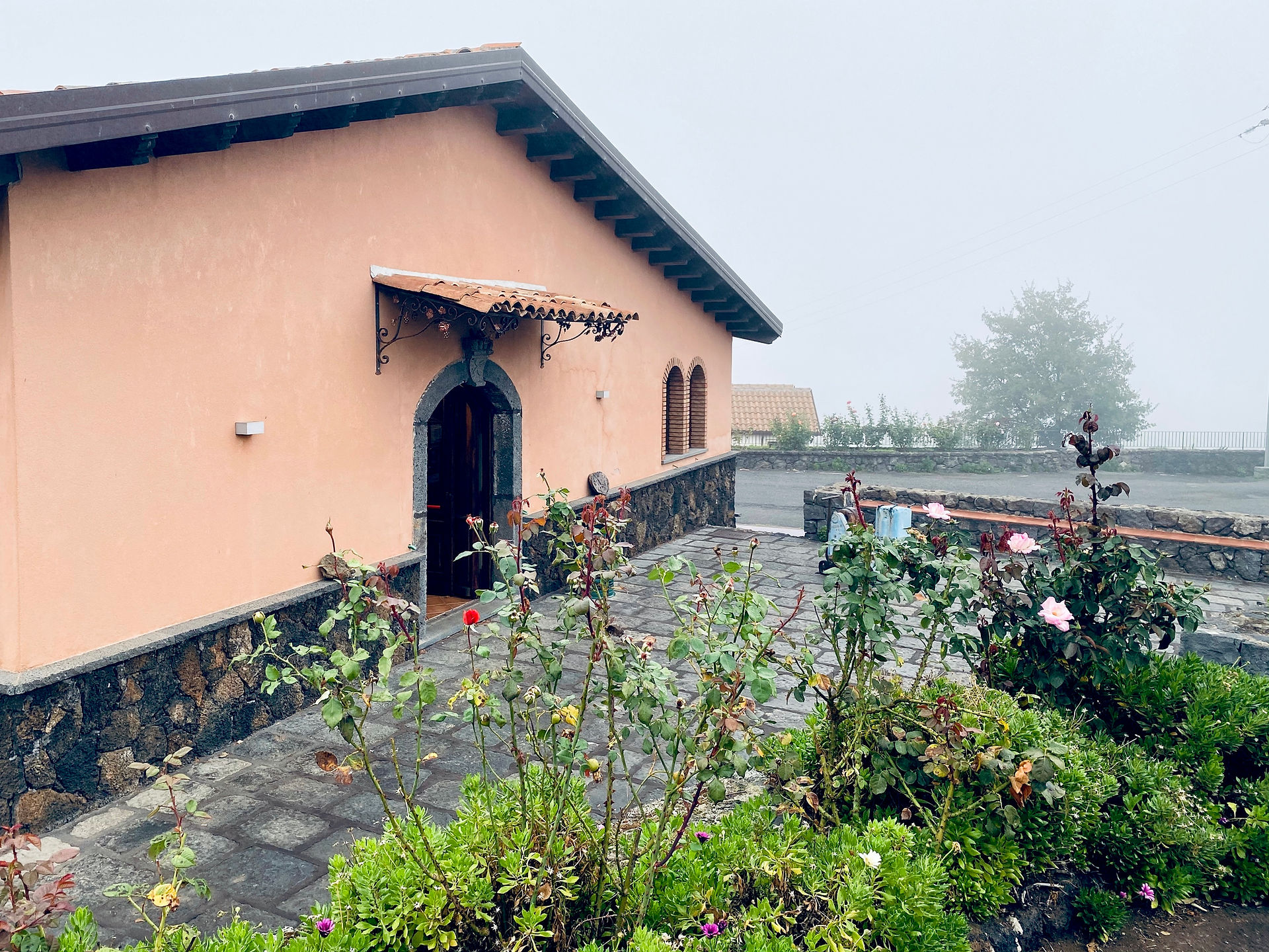 Mount-Etna-best-wineries-patria