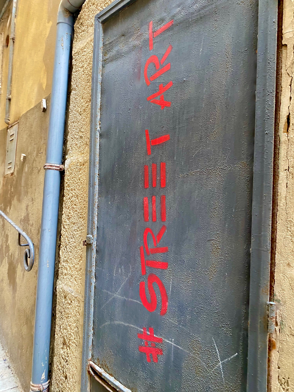 caltagirone-sicily-street-art-14